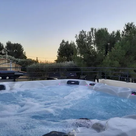T3 Grande Terrasse Et Jacuzzi Privatif * La Ciotat