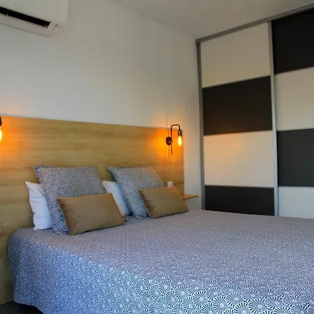 Apartment T3 Grande Terrasse Et Jacuzzi Privatif La Ciotat