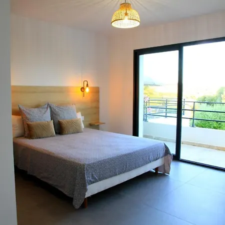 T3 Grande Terrasse Et Jacuzzi Privatif *